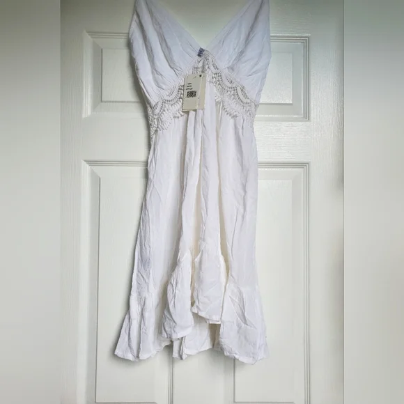 Raviya White Sleeveless Flutter-Hem Cover-up Beach Dress Size M - Picture 6 of 9